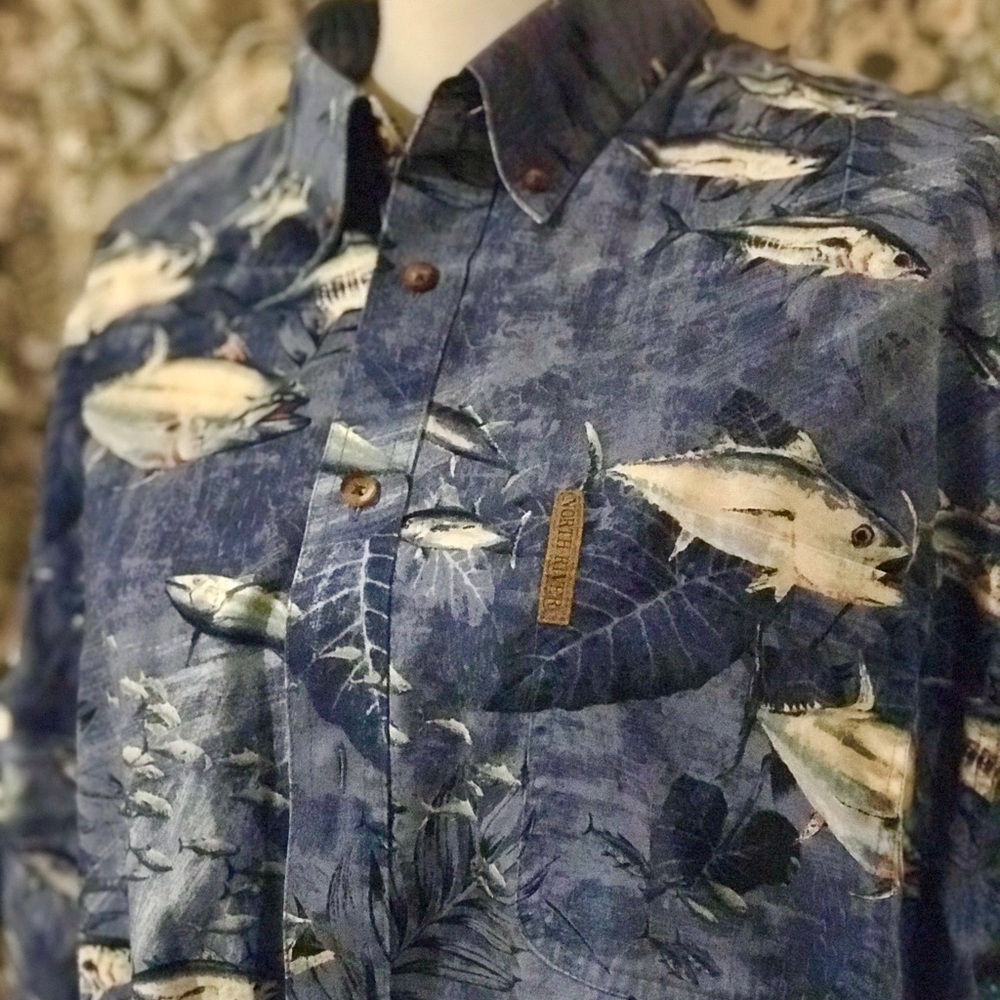 Hawaiian Fish 🐠 Tackle Shirt
